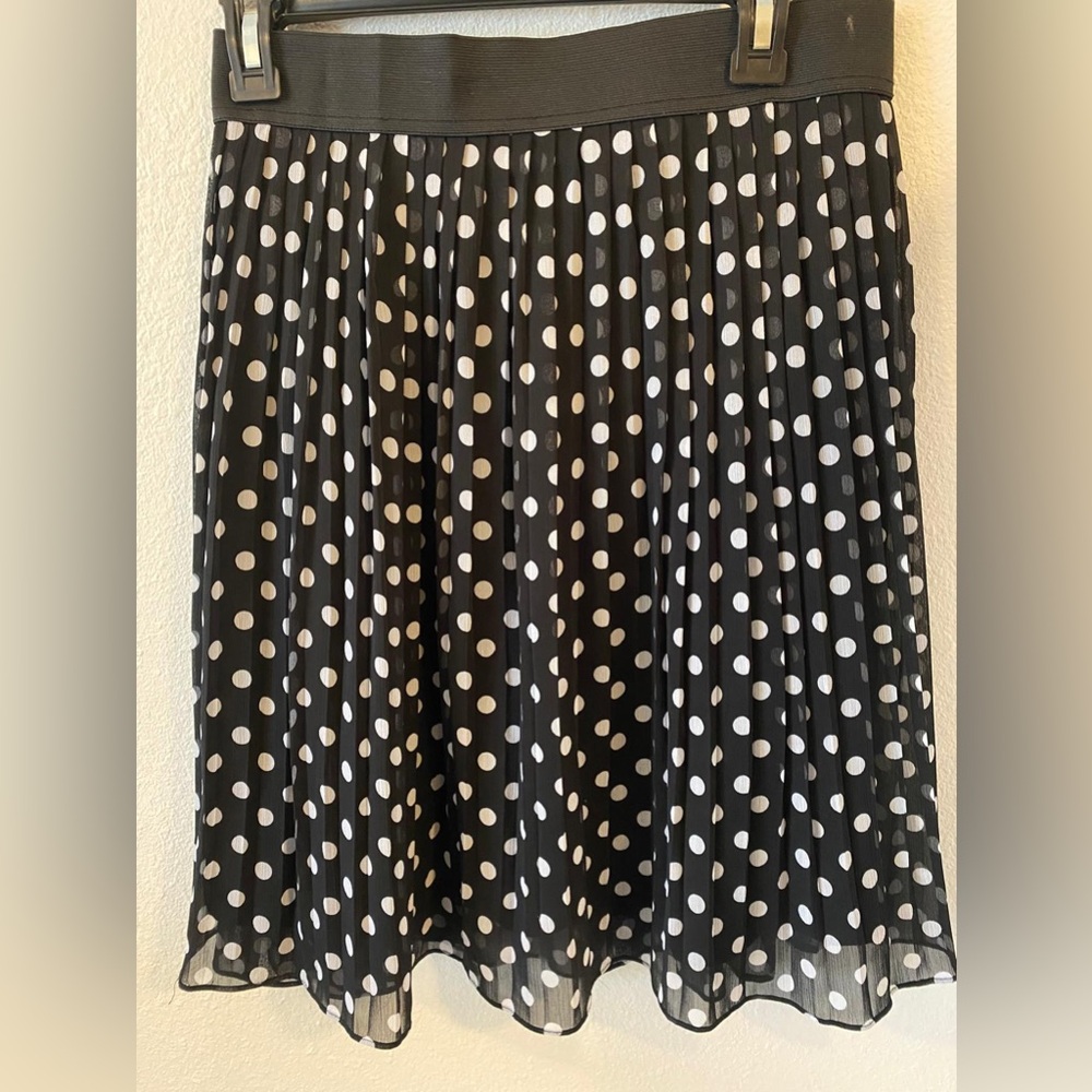 SOHO Black Polka Dot Skirt. Size XL - Picture 2 of 6